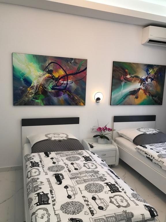 Laura City Egnatia Tesalonika Bagian luar foto